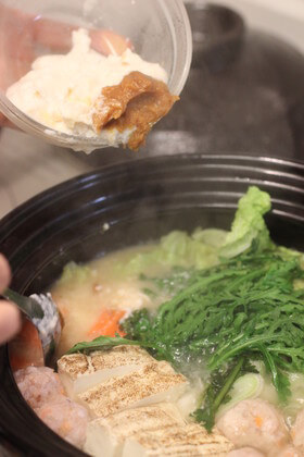 体ほかほか蔵元の酒粕鍋！簡単